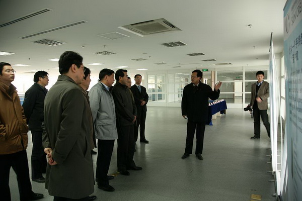 �۸����ʹ���