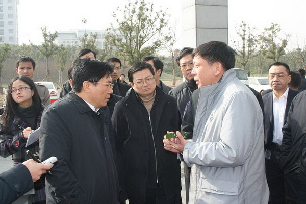 �۸����ʹ���