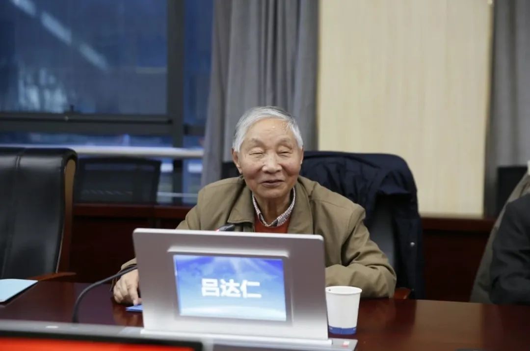 �۸����ʹ���