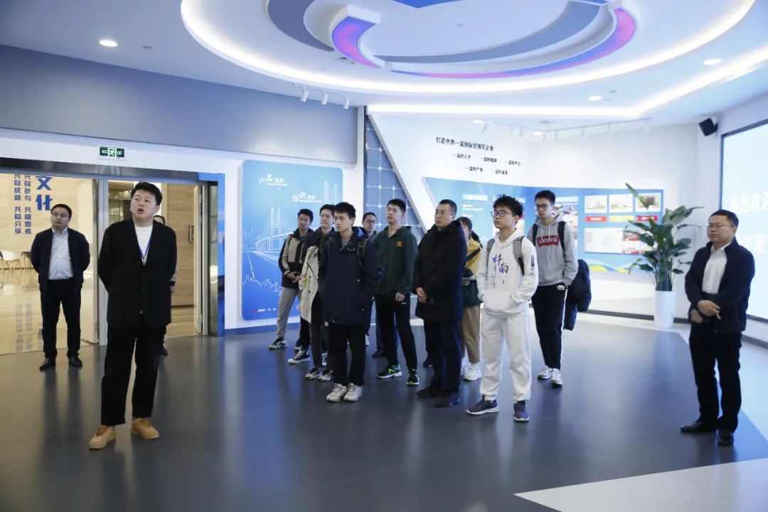 �۸����ʹ���