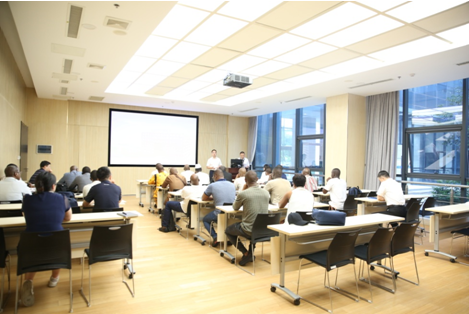 �۸����ʹ���